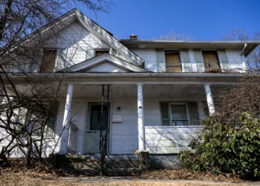 CT moves to dismiss victim’s claim against DCF in Waterbury captivity case