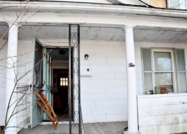 DCF must disclose internal review of Waterbury captivity case to victim, official says